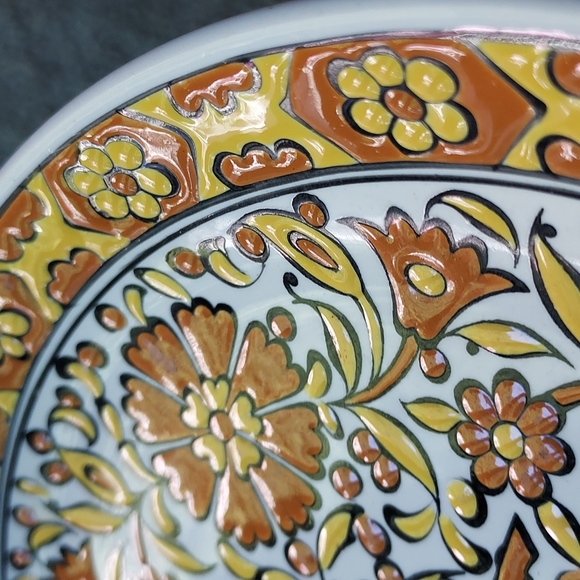 2 /$20 πVintage Greek wall plate yellow ππΏ π¦ embossed 8.5" Greece - Picture 7 of 12